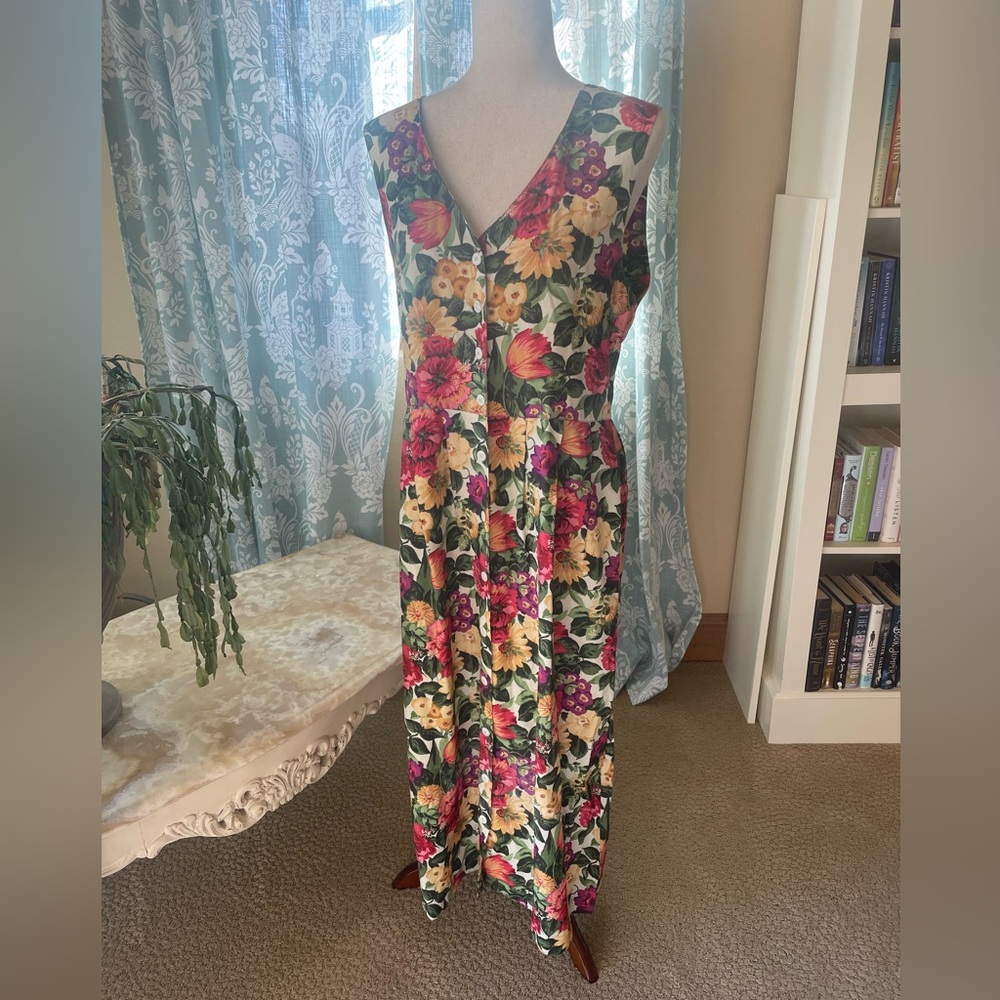 Vintage floral button down dress